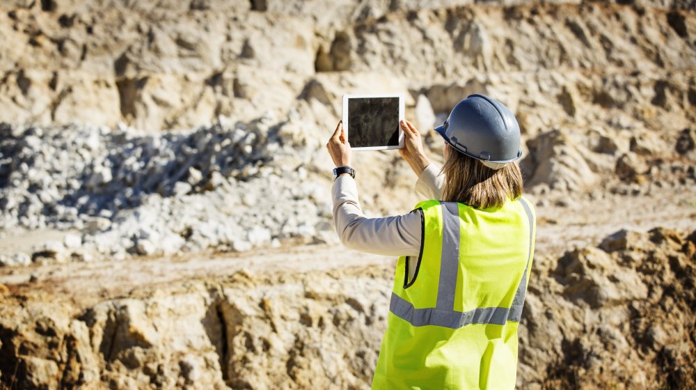 Digitalización de Concesiones Mineras: Cumplimiento del TUPA del INGEMMET y Gestión de Expedientes de Derechos Mineros