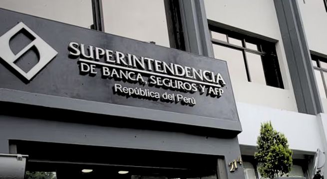 Digitalización de Expedientes de Seguros: Cumplimiento de Normativas SBS para Reaseguros y Gestión de Siniestros Complejos